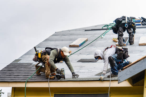 Professional Gutter Installation technician working in Leavenworth, WA